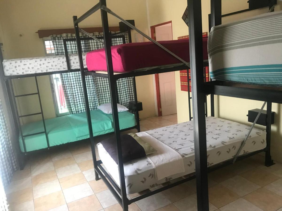 La Terraza Hostel 플로레스 외부 사진
