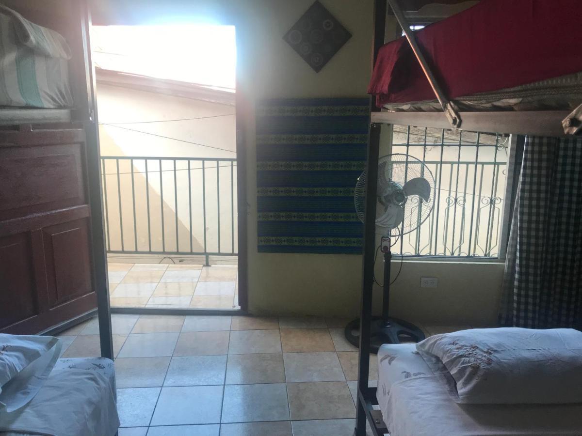 La Terraza Hostel 플로레스 외부 사진